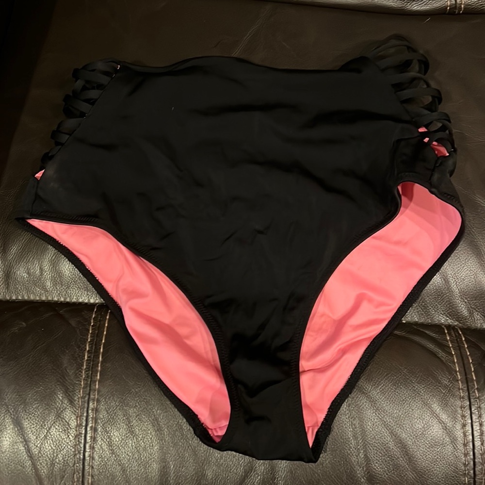 Size large bikini bottom